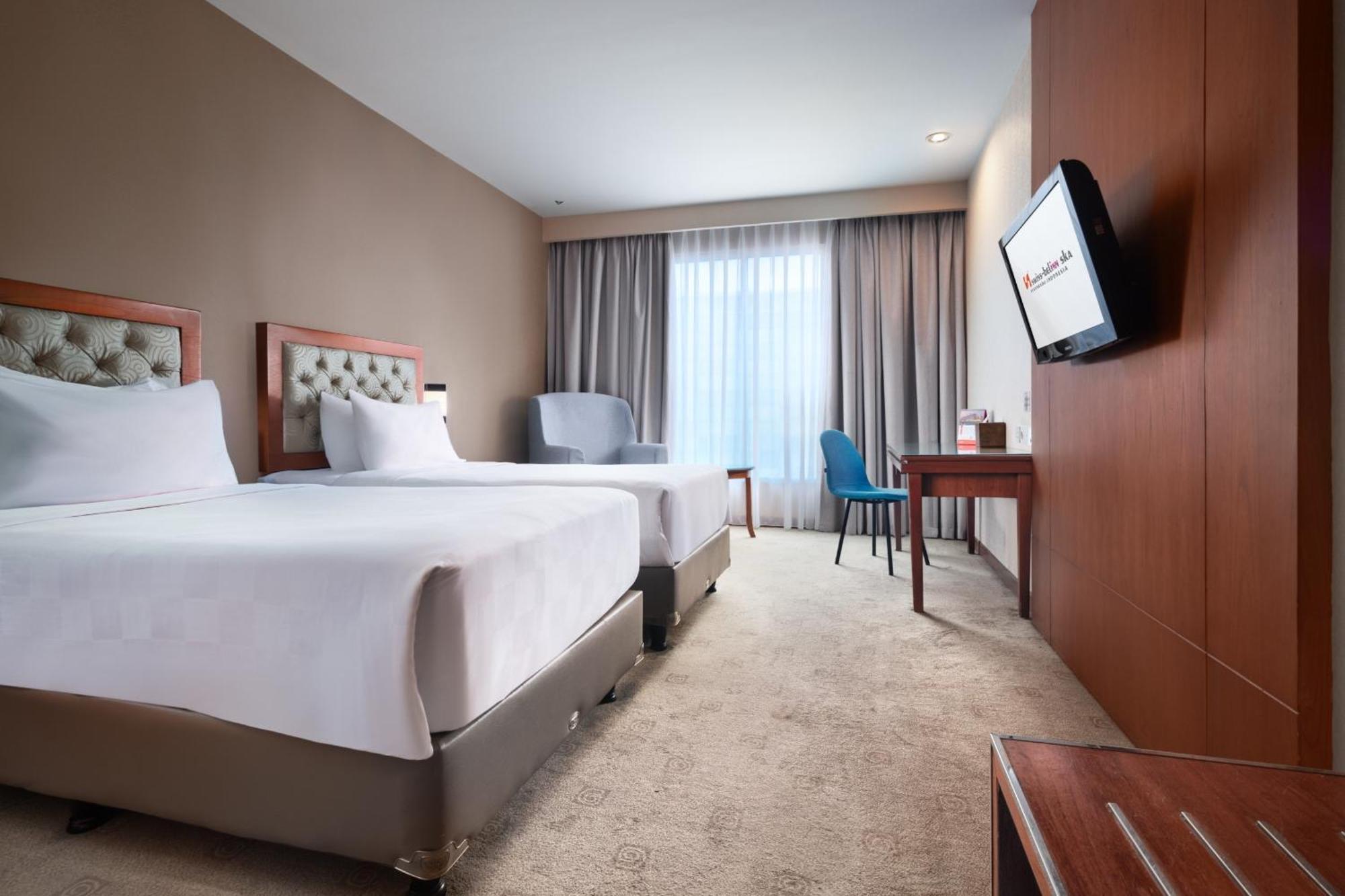 Swiss-Belinn Ska Pekanbaru Exterior photo